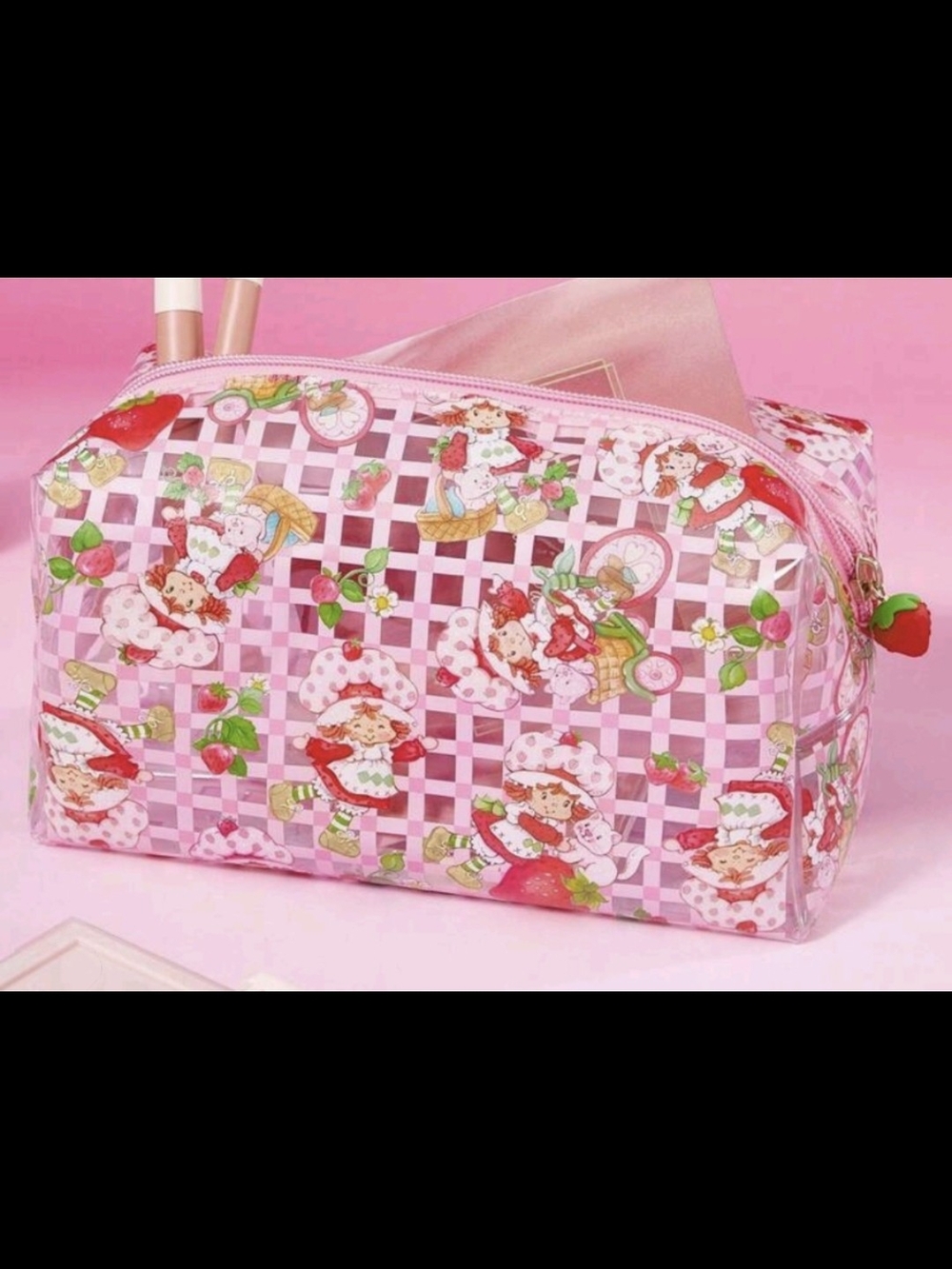 PRICE DROP 👇🏼 Pink Strawberry Print Travel Cosmetic Bag